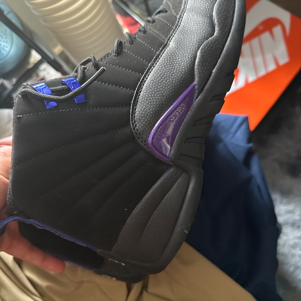 Jordan 13 - Picture 2 of 4